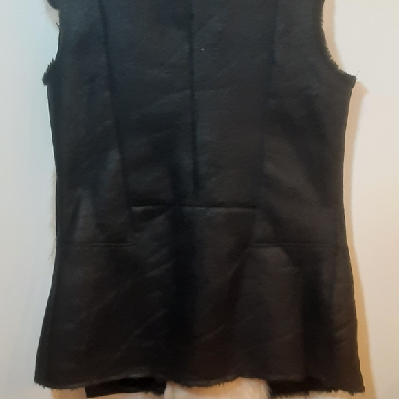 NWOT FATE black vest with faux fur SP - Picture 2 of 7